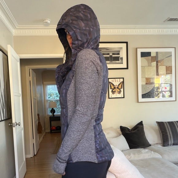 Lululemon Running Jacket - Picture 2 of 3